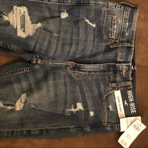 Hollister High Rise Super Skinny jeans size 3